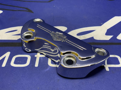 Harley Davidson 1 Piece Handlebar Clamp Touring 1999-2006 OEM 55918-08