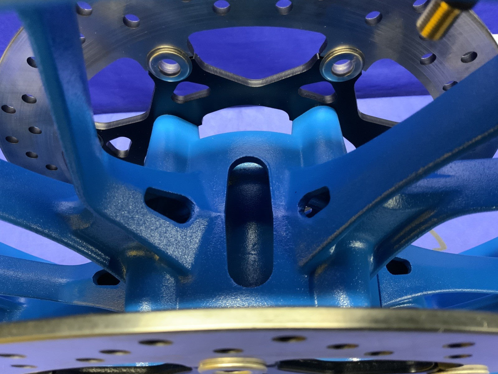 Suzuki Front Wheel W/ Rotors (Blue) GSX-8R 2024-2026 OEM 54111-25L00-QZB