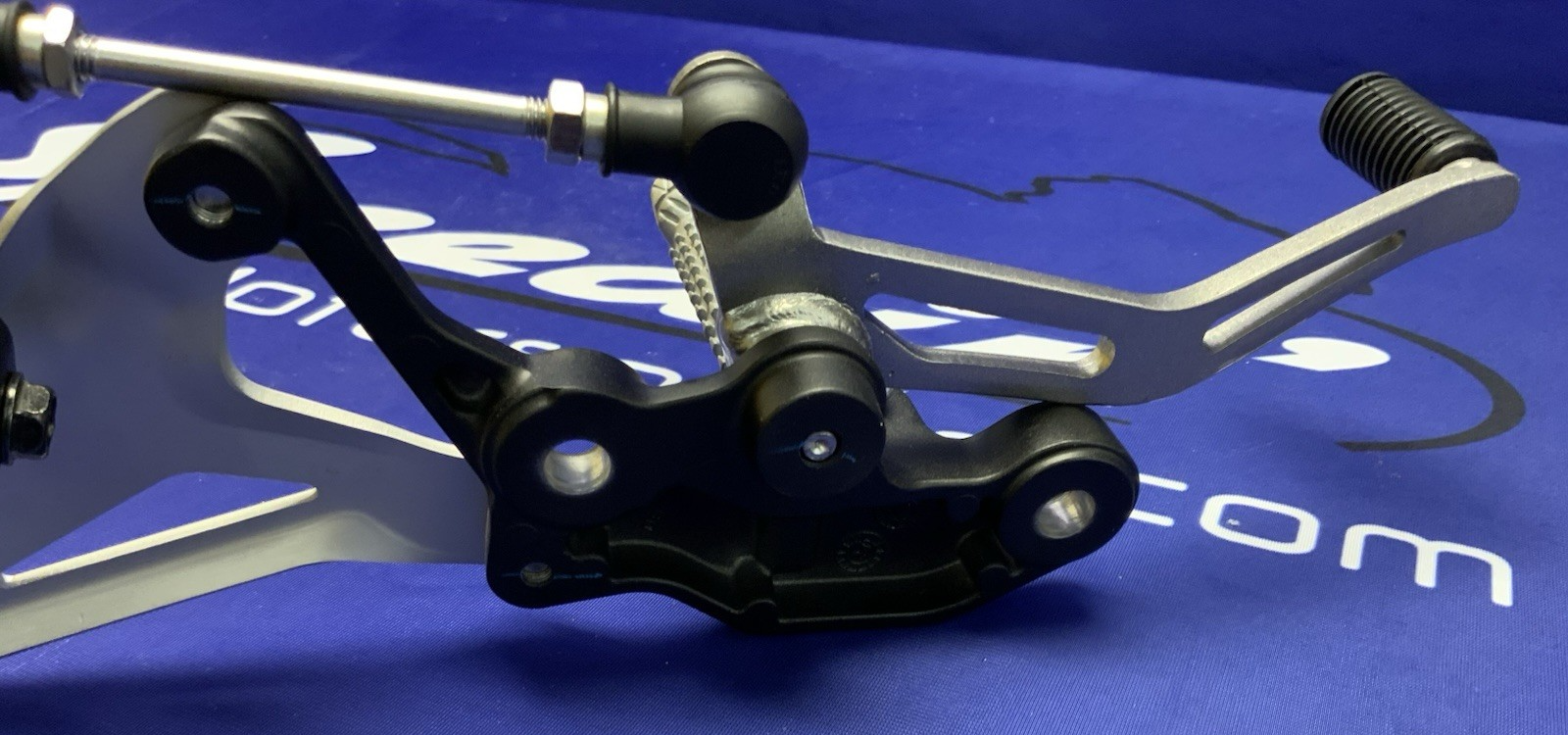 Kawasaki Left Rear Set W/ Lever & Shift Rod Ninja 500 2024-2026 OEM 35063-1407