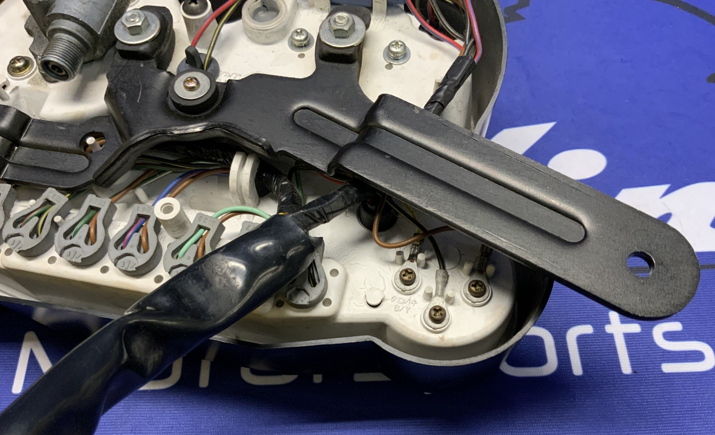 Kawasaki Speedometer Assembly GPZ1000RX 1986-1987 OEM 25001-1600