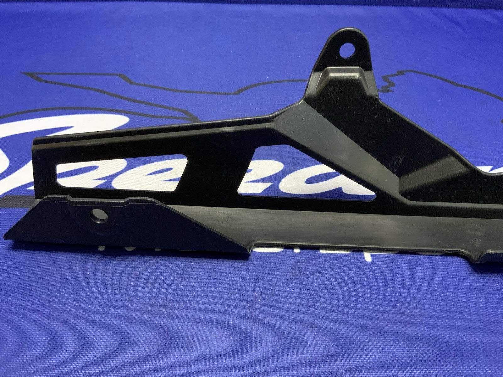 Suzuki Chain Guard GSX-R600/750 2011-2026 OEM 61311-14J00-14