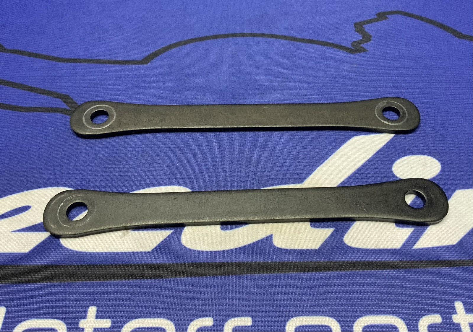 Triumph Rear Suspension Link Set Street Triple RS 765 2023-2026 OEM T2057973