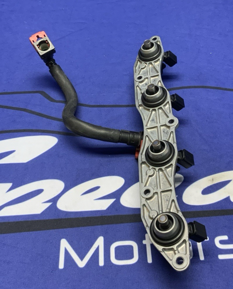 Kawasaki Complete Upper Fuel Rail ZX-6R 2009-2012 OEM 59071-0062-1