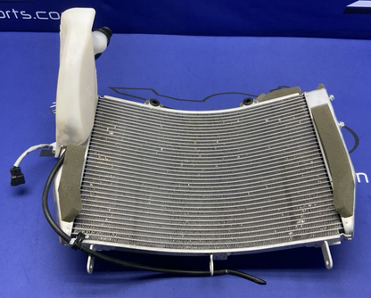 Yamaha Radiator Assembly W/ Fans YZF-R6 2017-2020 OEM BN6-12461-00-00-2