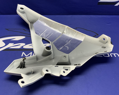 Suzuki Right Lower Fairing (Pearl Tech White) GSX-8R 2026 OEM 94470-25L20-QU2