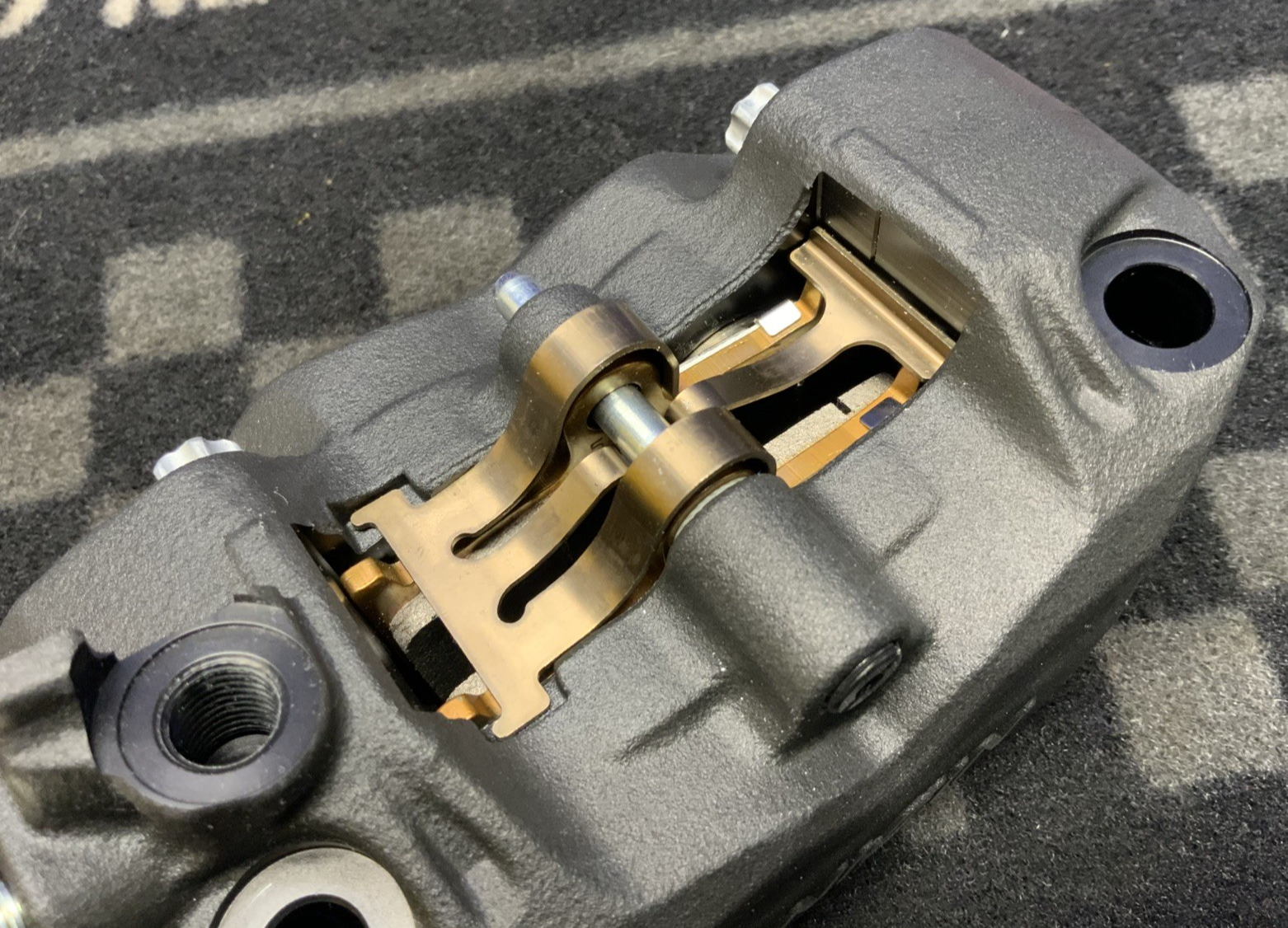 Suzuki Front Left Brake Caliper GSX-8R/S 2023-2026 OEM 59300-23H40-999-1
