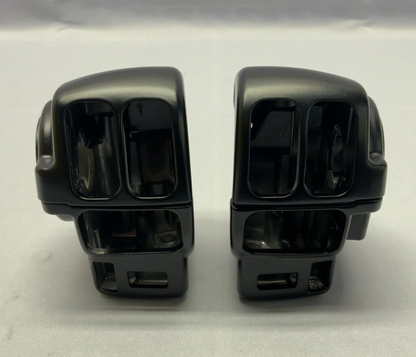 Harley Davidson Switch Housing Ultra Classic 2003 OEM 71567-96
