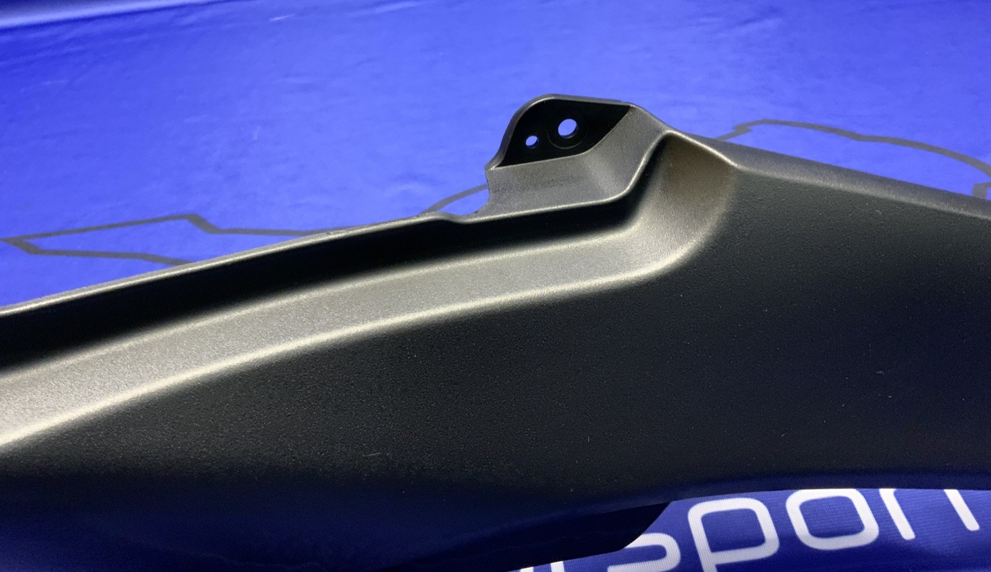 Yamaha Right Seat Filler Trim Yamaha YZF-R7 2022-2025 OEM BEB-2171M-00-00