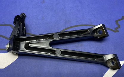 Suzuki Left Passenger Foot Rest GSXR 600/750 2016-2025 OEM 43700-14J30