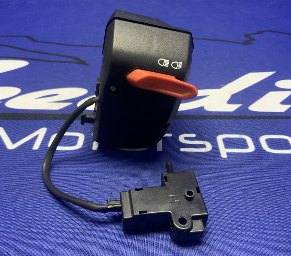 Triumph Left Switch Assembly Street Triple 2017-2026 OEM T2044784