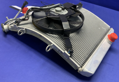 Kawasaki Radiator Assembly W/ Fan ZX-6R 2019-2022 OEM 39060-0708