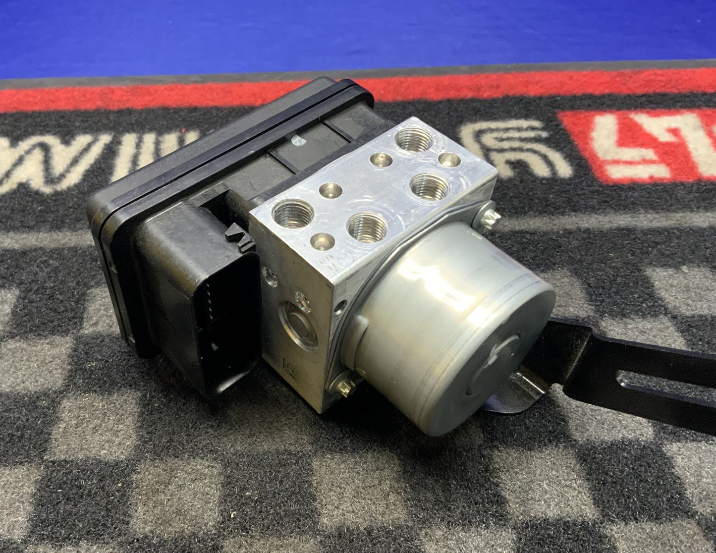 Kawasaki ABS Module Assembly ZX-10R/RR 2021-2025 OEM 16082-0846