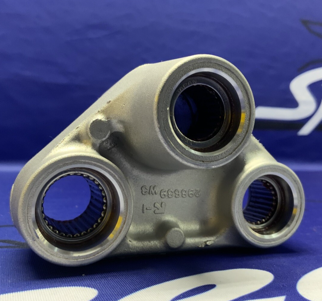 Suzuki Dogbone/ Rear Cushion Assembly GSX-8R/S 2023-2025 OEM 62600-25830