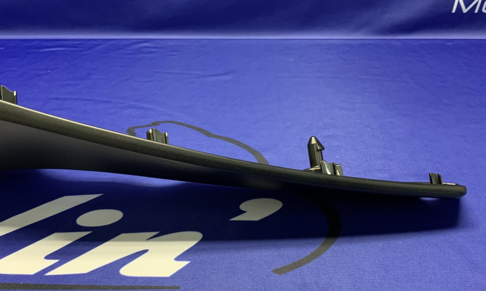 Yamaha Right Seat Filler Trim Yamaha YZF-R7 2022-2025 OEM BEB-2171M-00-00