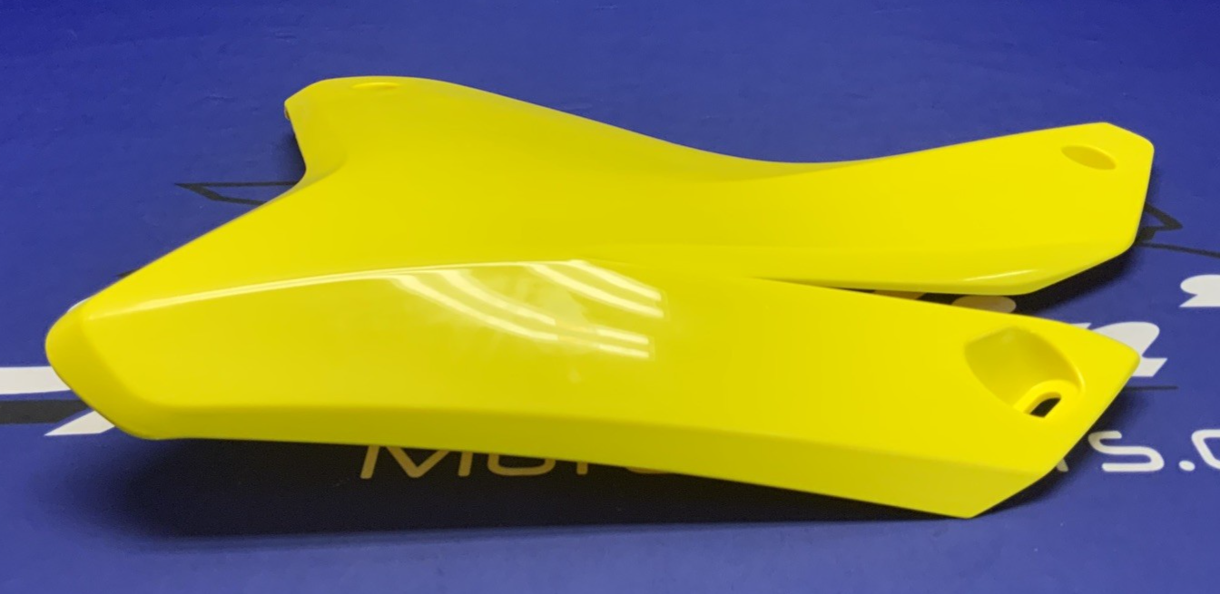 Suzuki Right Radiator Shroud (Yellow) RM-Z450 2005-2006 OEM 17761-35G00-YU1