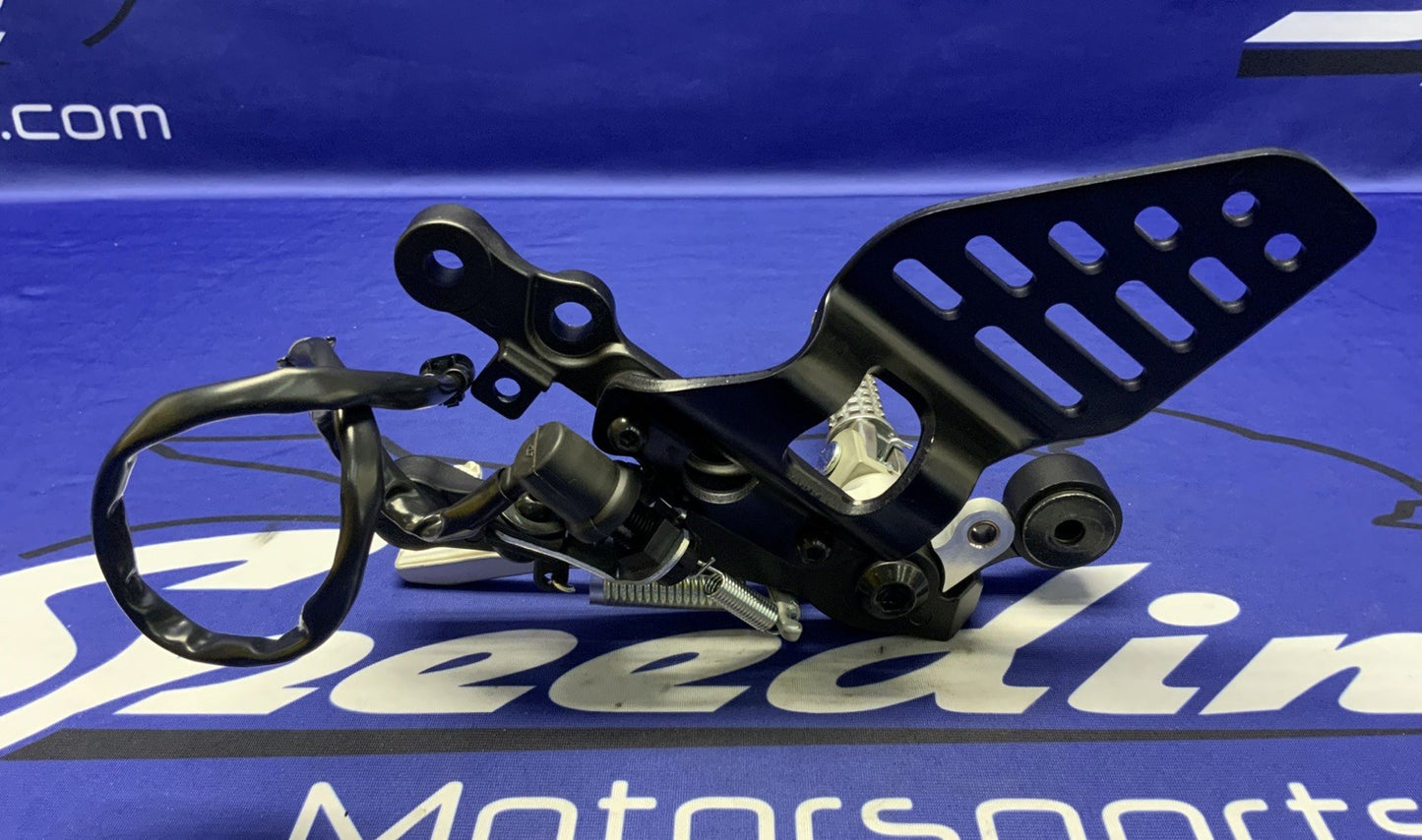 Yamaha Right Rear Set W/ Switch (Black) YZF-R6 2012-2026 OEM 2C0-27443-10-00-2