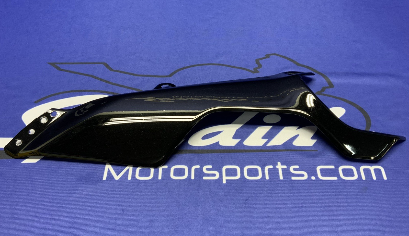 Yamaha Left Lower Fairing (Black) YZF-R7 2022-2025 OEM BEB-2834V-11-P5