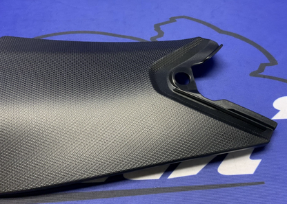 Yamaha Left Tank Cover (Black) YZF-R9 2025 OEM BKN-2171L-00-00