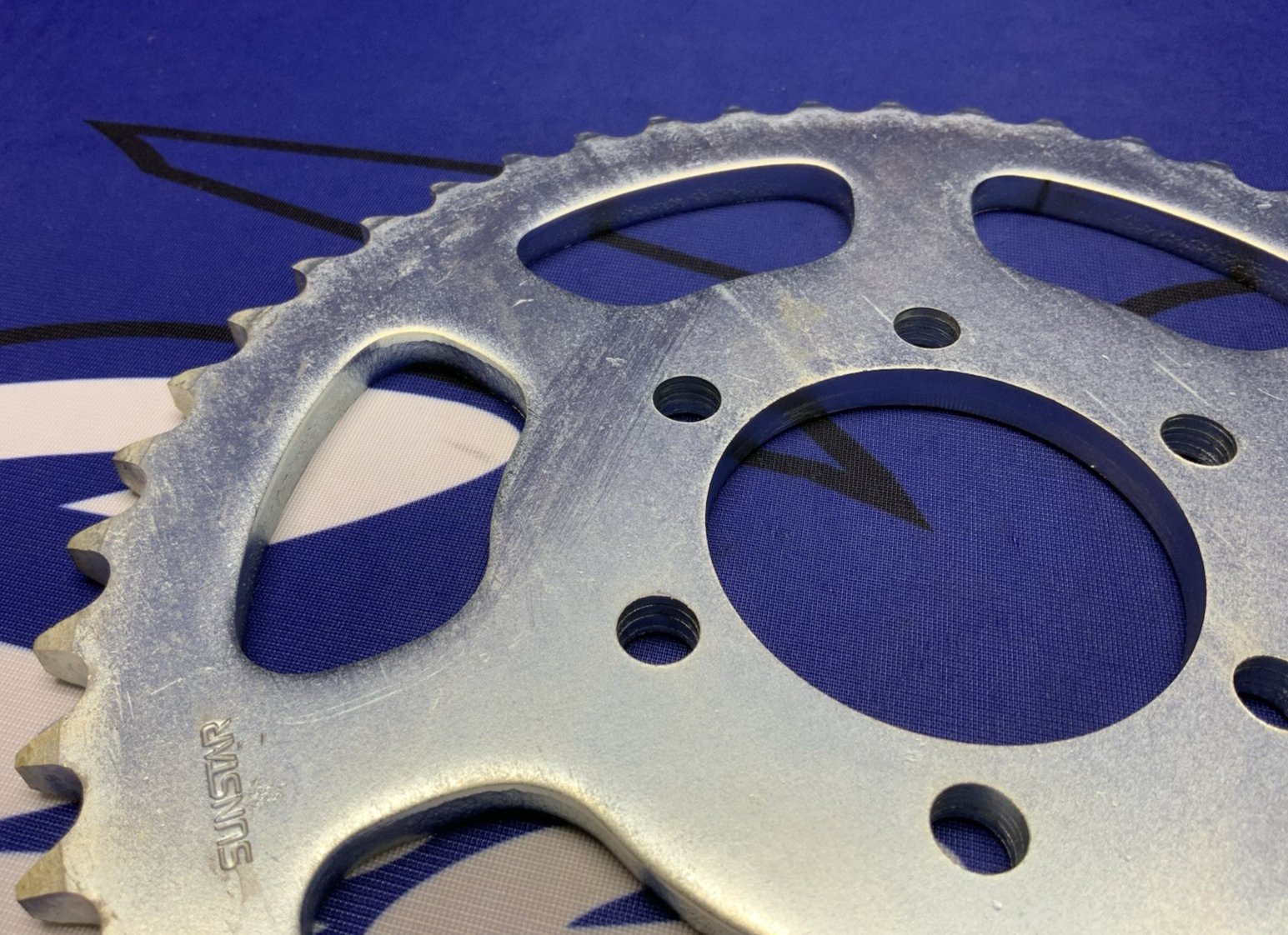 Sunstar Rear Wheel Drive Sprocket Suzuki GS 400/425/450 1977-1983 OEM S-44000R