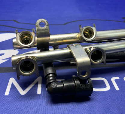 Suzuki Fuel Rail Assembly GSXR600/750 2006-2007 OEM 15730-01H00