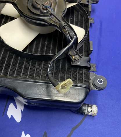 Kawasaki Radiator W/ Fan Assembly Ninja 1000R ZX1000A 1986-1987 OEM 39060-1063