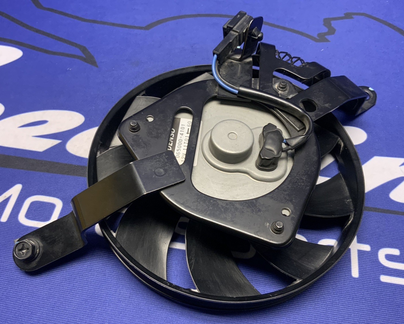 Suzuki Right Radiator Fan Assembly GSXR 1000/R 2017-2025 OEM 17810-17K00