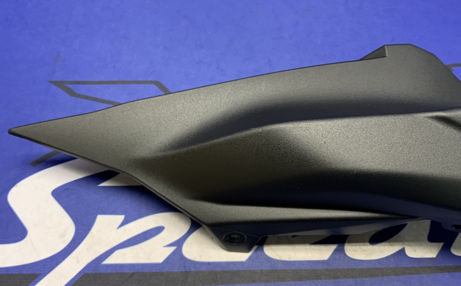 Yamaha Right Tail Inner Fairing YZF-R7 2022-2025 OEM BEB-21741-00-00