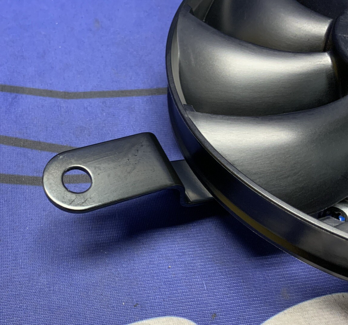 Suzuki Right Radiator Fan Assembly GSXR 1000/R 2017-2025 OEM 17810-17K00