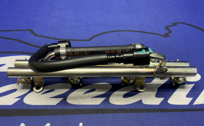 Suzuki Fuel Rail Assembly GSXR600/750 2006-2007 OEM 15730-01H00