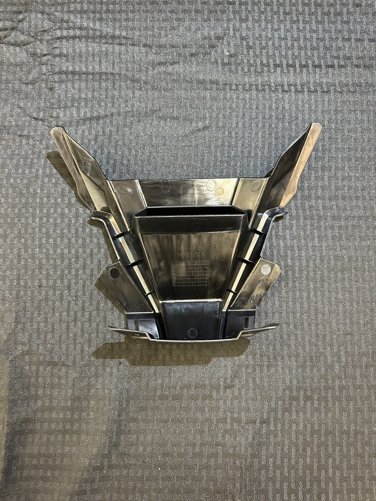 Suzuki GSX-8R 2024 Under Cowl Center OEM 94491-25L00