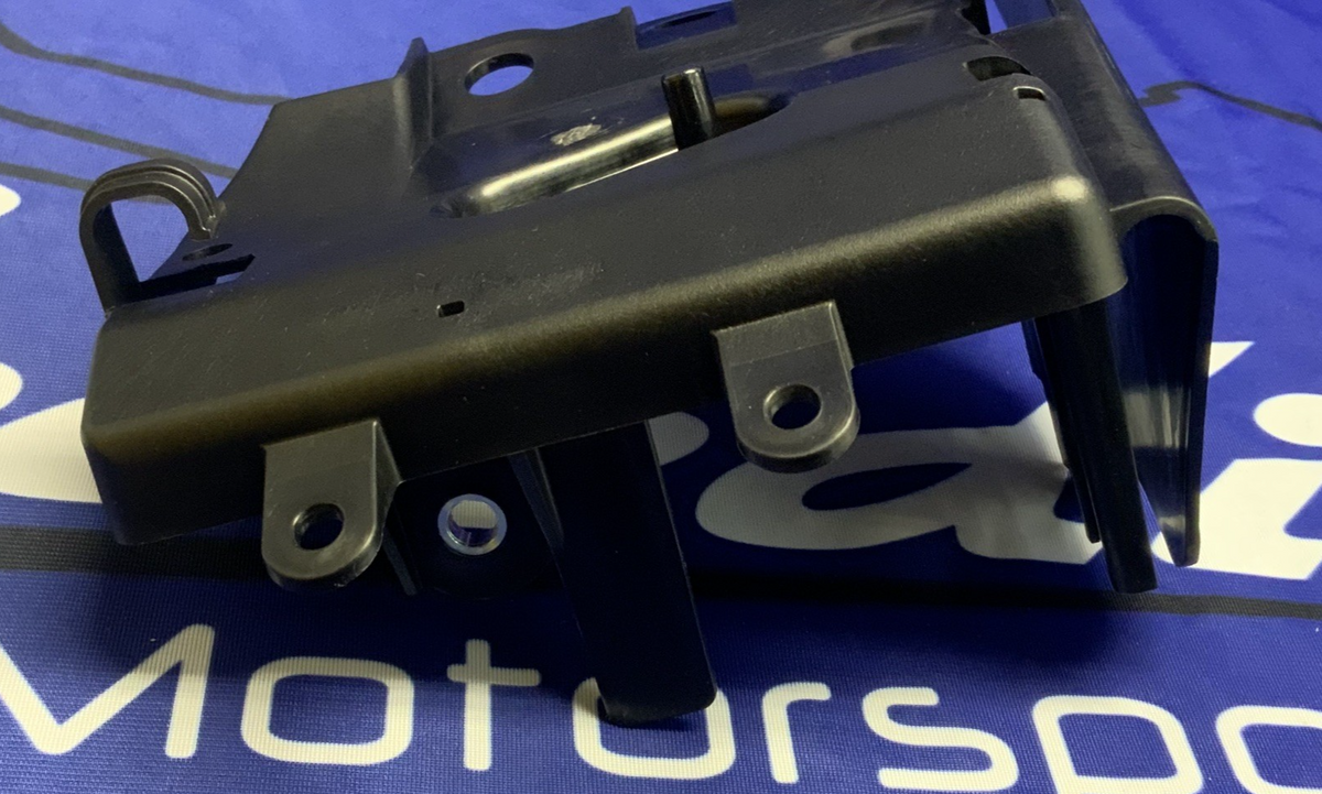 Yamaha Battery Box 1 YZF-R1 2020-2026 OEM B3L-8212B-00-00