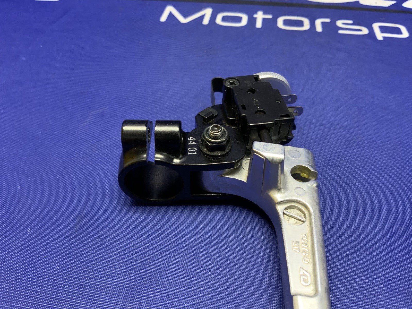 Yamaha Clutch Perch W/Lever and Switch YZF-R6 2011-2020 OEM 4XV-82911-10-00