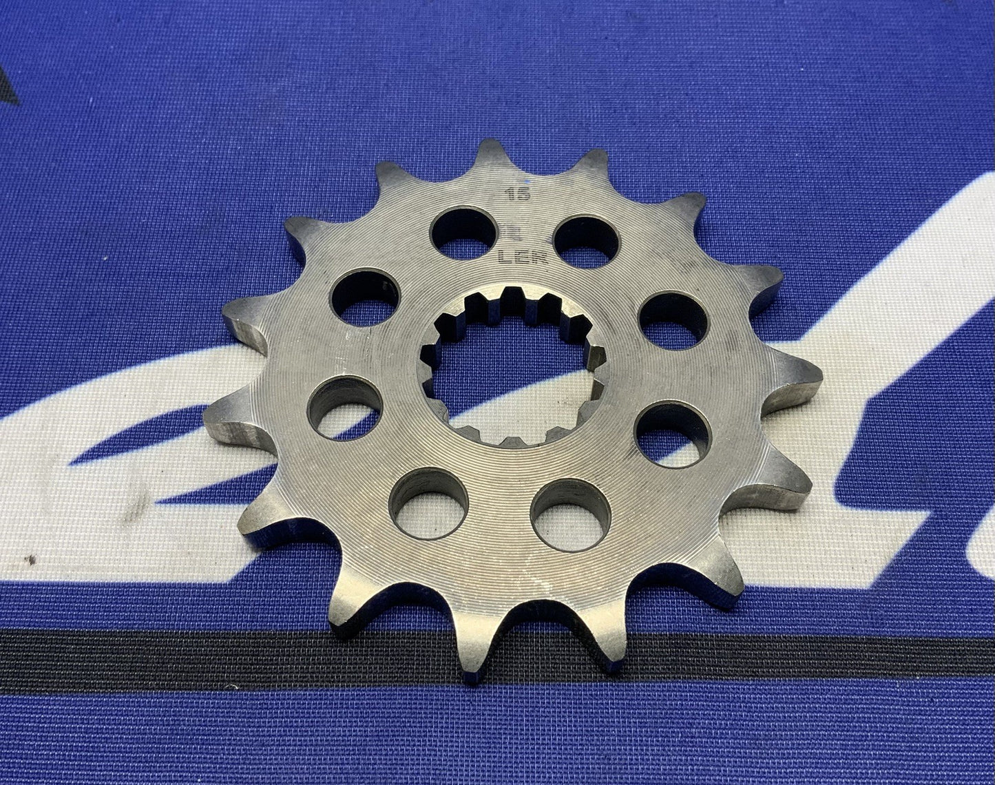 Triumph Front Sprocket (15T) Street Triple RS 2023-2025 OEM T1189915-2