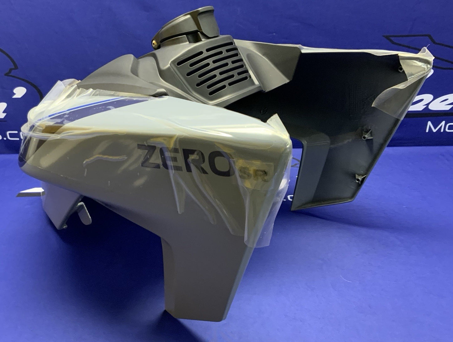 Zero Charge Tank Cover (Storm Grey) SR 2021 24-08296-58