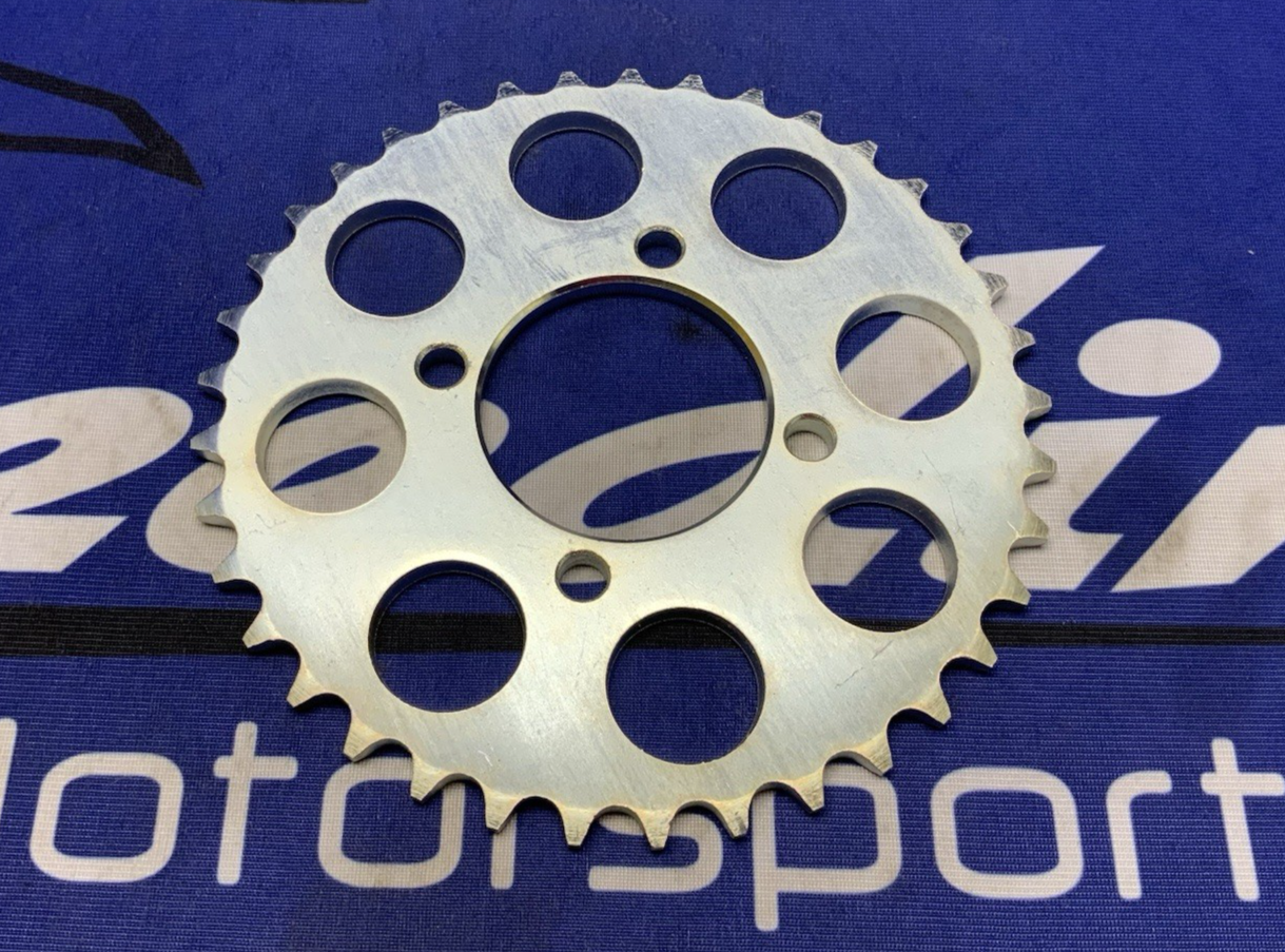 Suzuki Rear Wheel Drive Sprocket LT50/ALT50 1983-1987 OEM 64511-01739