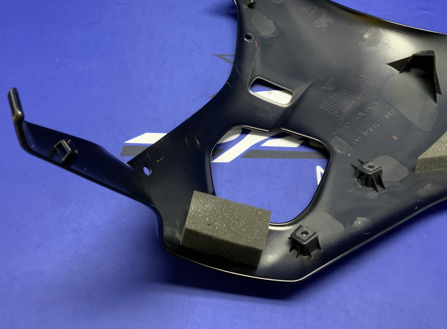Yamaha Right Fairing (Raven Black) YZF-R6 2017-2026 OEM BN6-2835V-00-P1