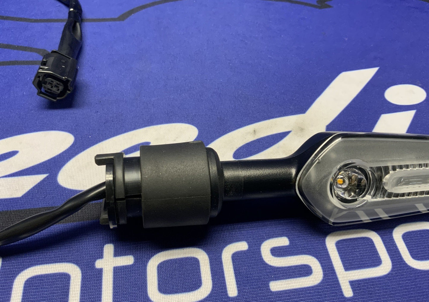 Yamaha Left Turn Signal YZF-R9 2025-2026 OEM B7N-83330-10-00