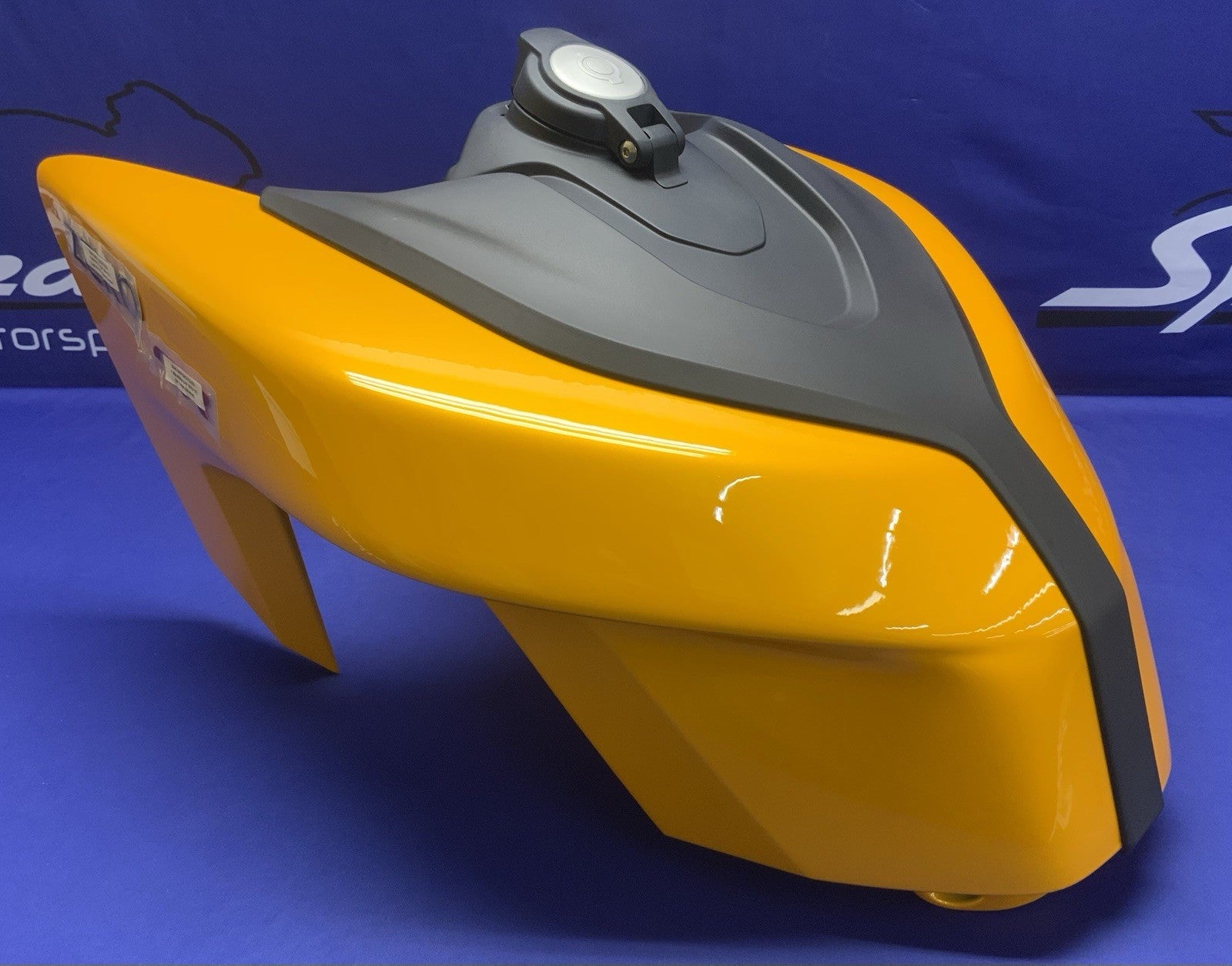Zero Charge Tank Cover (Yellow with Black) SR 2017 24-08296-10