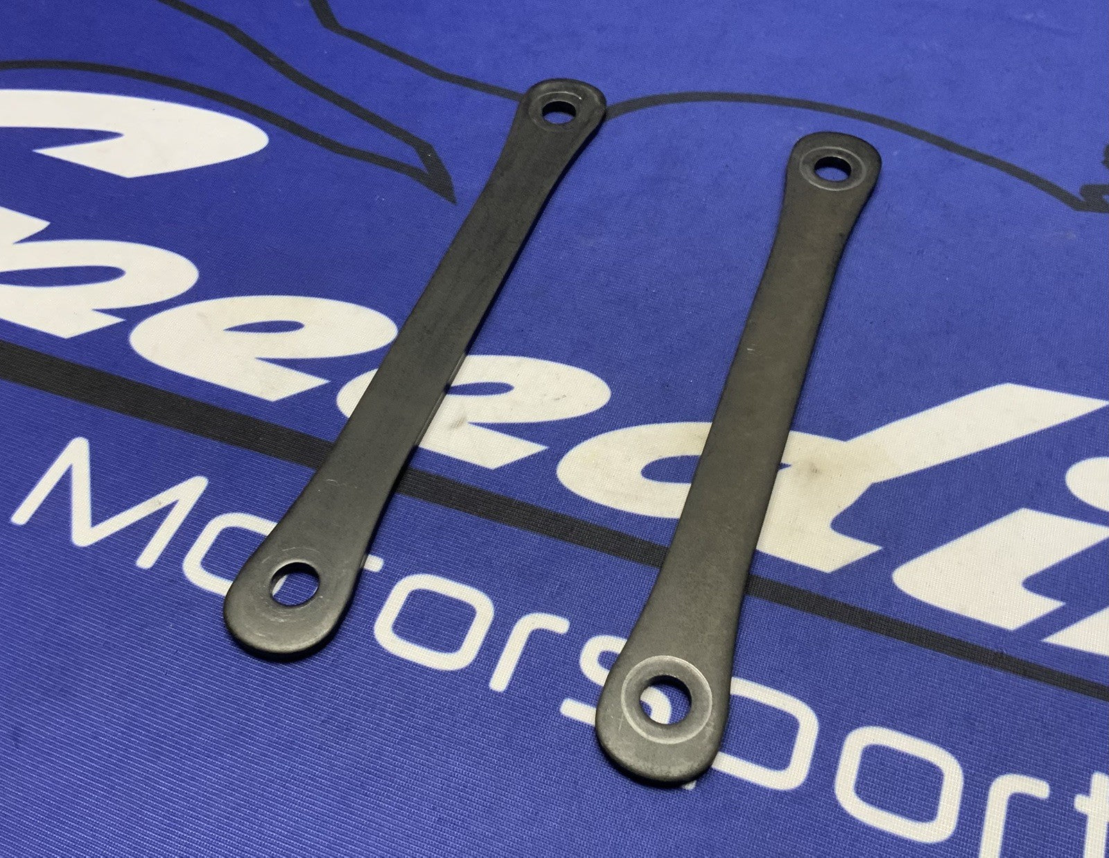 Triumph Rear Suspension Link Set Street Triple RS 765 2023-2026 OEM T2057973