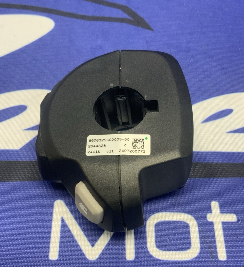 Triumph (Right) Switch Cube Assembly Street Triple OEM T2044828-1