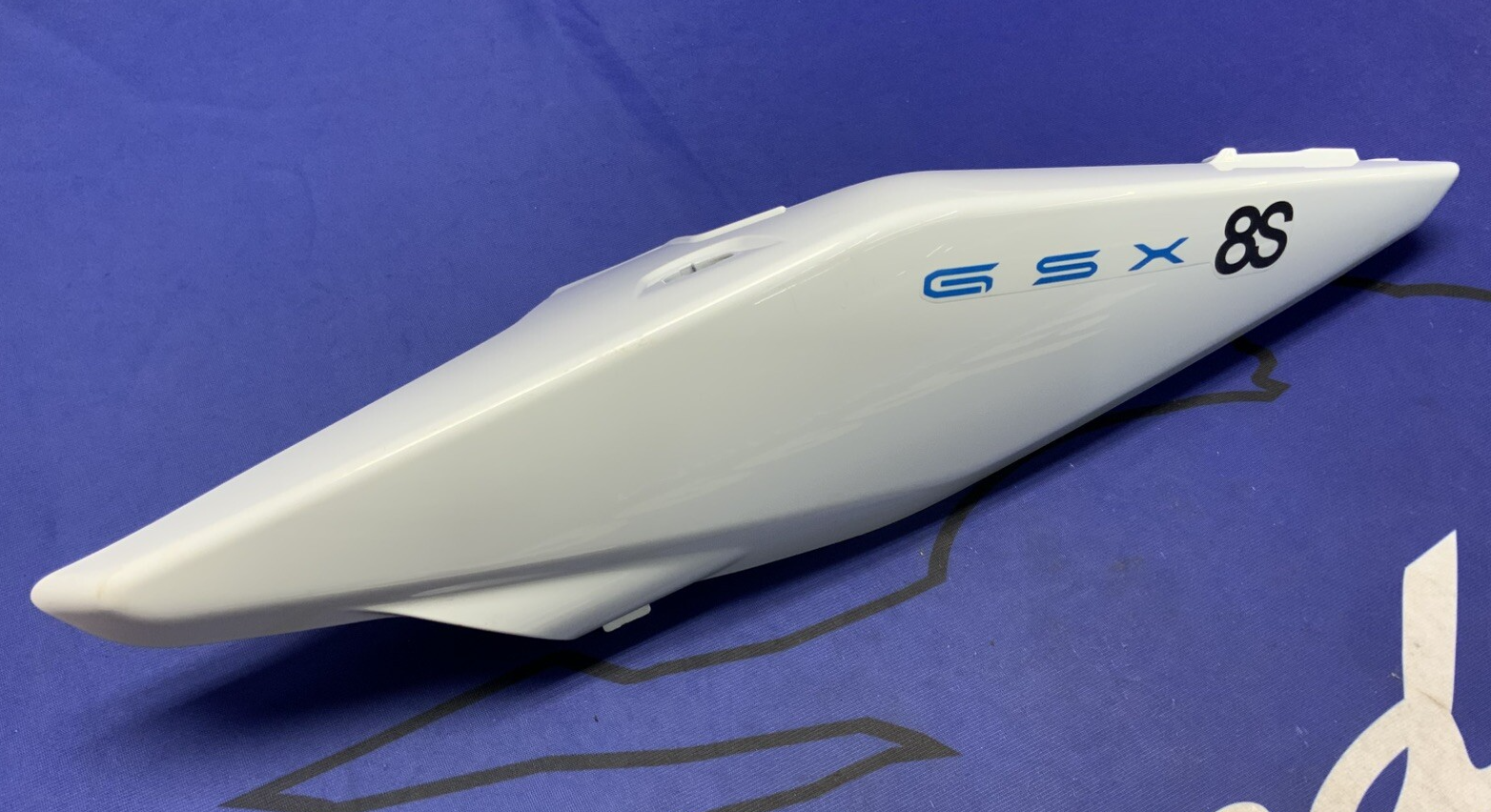 Suzuki Left Rear Frame Cover (White) GSX-8S/R 2023-2025 OEM 47210-25L00-QT7