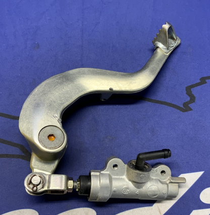 Yamaha Rear Master Cylinder Assembly YZ125 1998 OEM 3SP-2583V-00-00