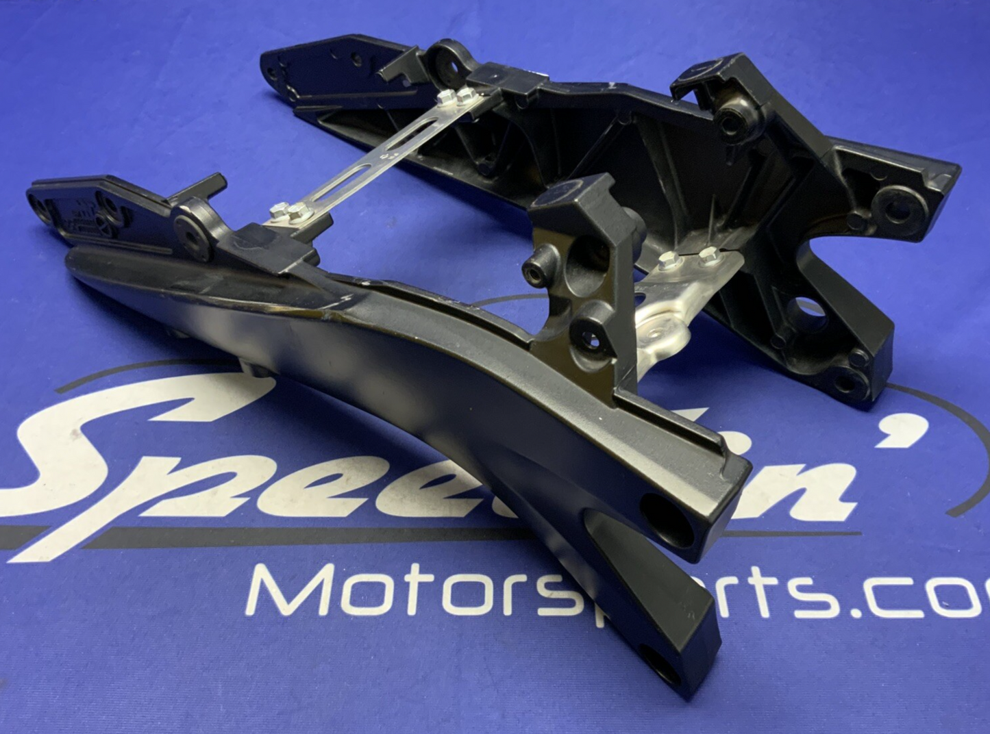 Suzuki Rear Subframe Assy GSXR 600 2006-2007 OEM 41211-01H00-YAP