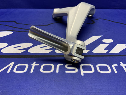 Ducati Right Pillion Foot Rest Superbike Panigale 2012 OEM 82411892BA-3