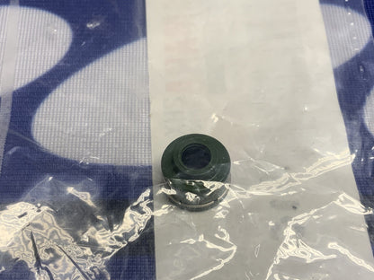 Yamaha Valve Stem Seal TTR125L 2000-2015 OEM 2HX-12119-00-00