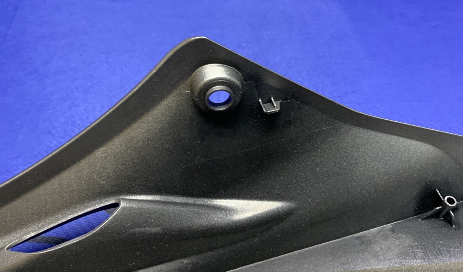 Yamaha Left Upper Fairing (Dark Gray) YZF-R6 2017-2024 OEM BN6-2117V-00-P4