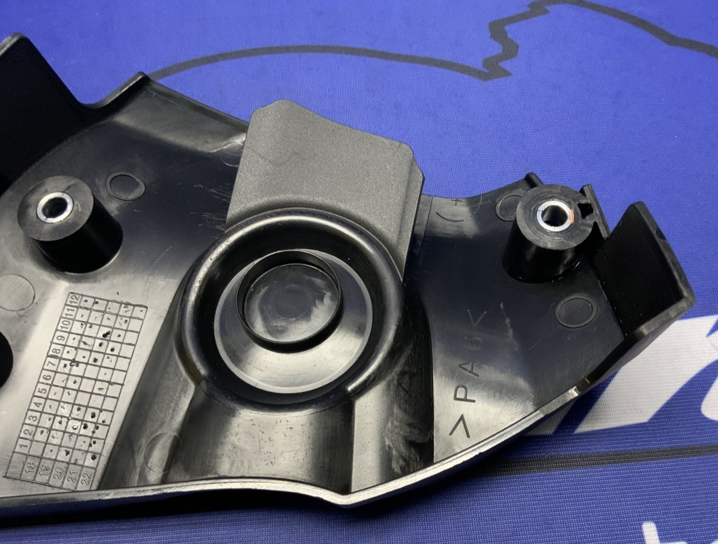 Yamaha Crankcase Cover YZF-R7 2022-2025 OEM 1WS-15418-00-00