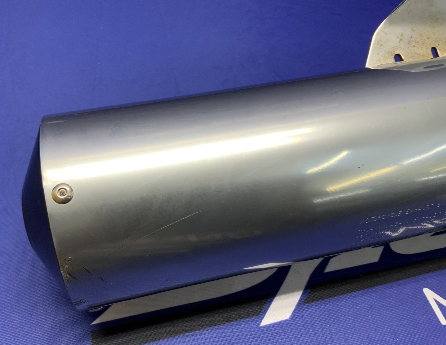 Kawasaki Right Muffler GPZ1000RX 1986-1987 OEM 18002-1693