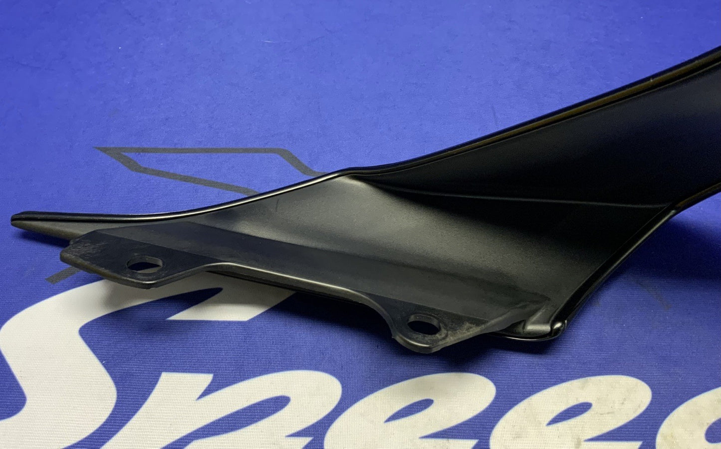 Yamaha Right Tail Fairing YZF-R6 2017-2026 OEM BN6-21721-00-P1-2