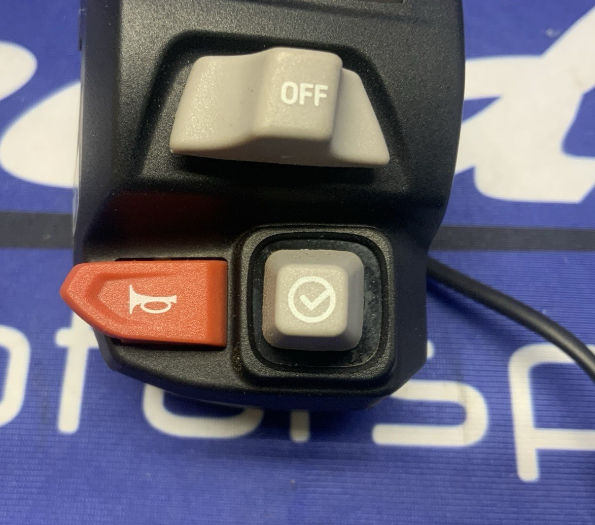 Triumph Left Switch Assembly Street Triple 2017-2026 OEM T2044784
